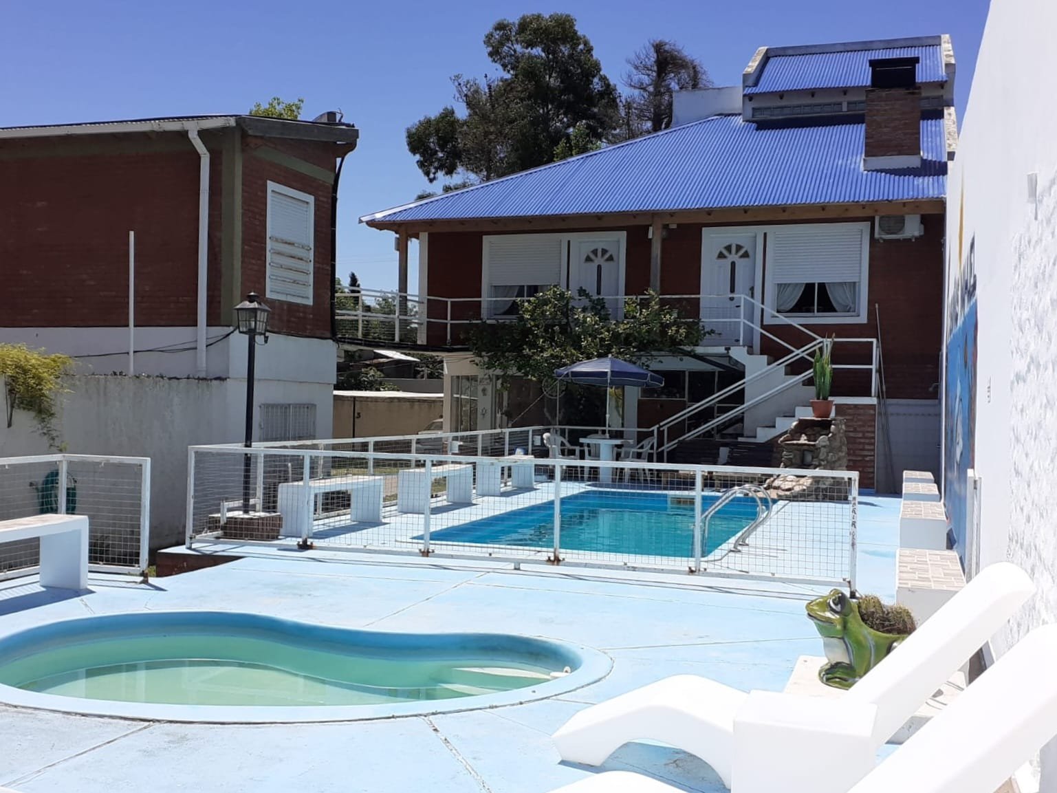 Parque y zona de descanso en Cabañas Nahuel